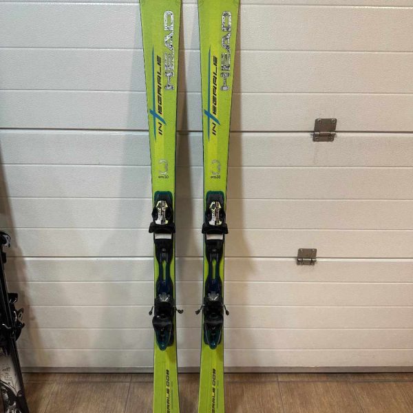 Head Integrale 009  Era 3.0 170cm carving síléc