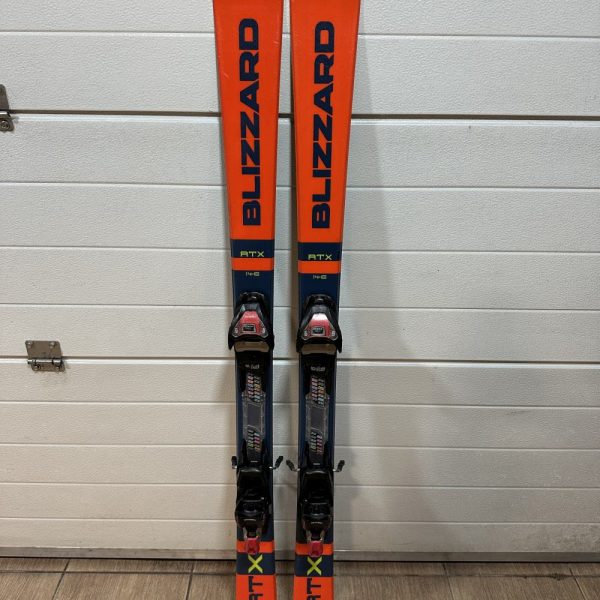 Blizzard RTX 146cm carving síléc