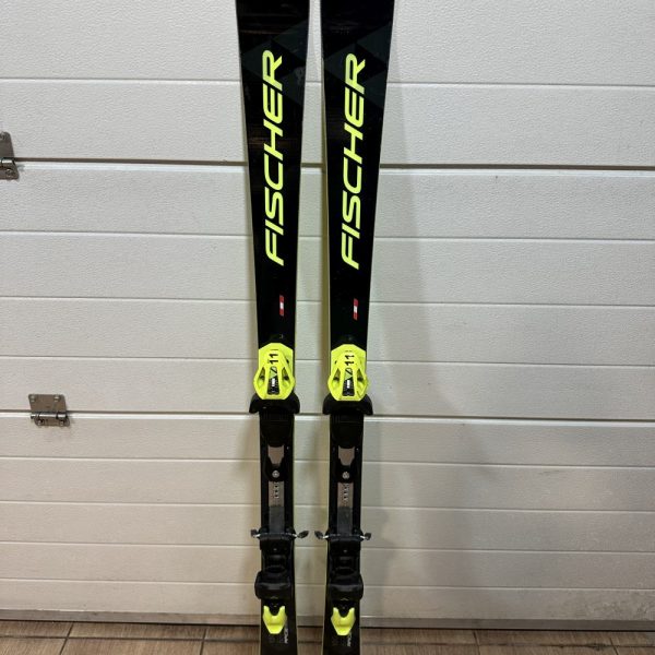 Fischer RC4 SL 150cm carving síléc