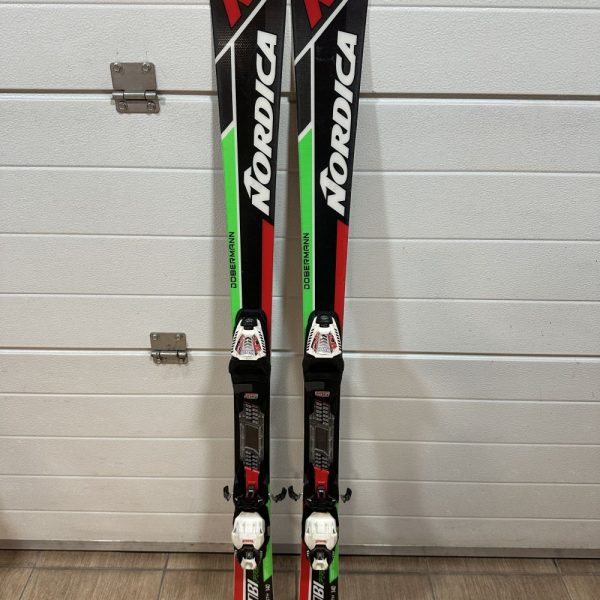 Nordica Dobermann Combi Pros 140cm carving síléc