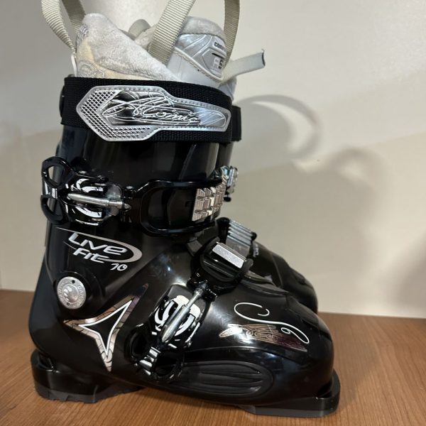 Atomic Live Fit 70 35-36 síbakancs , sícipő újszerű