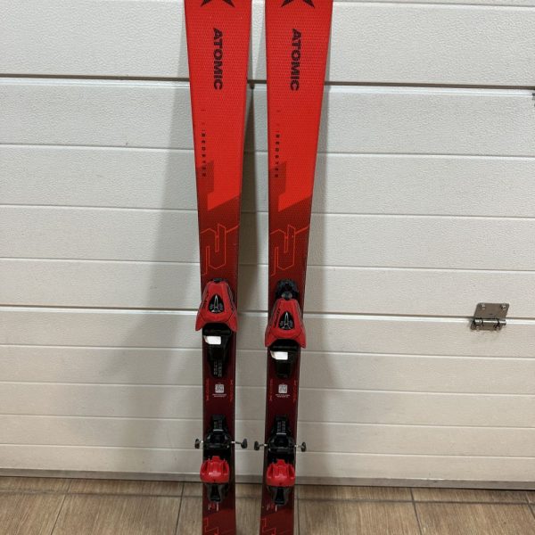 Atomic Redster J2 140cm carving síléc