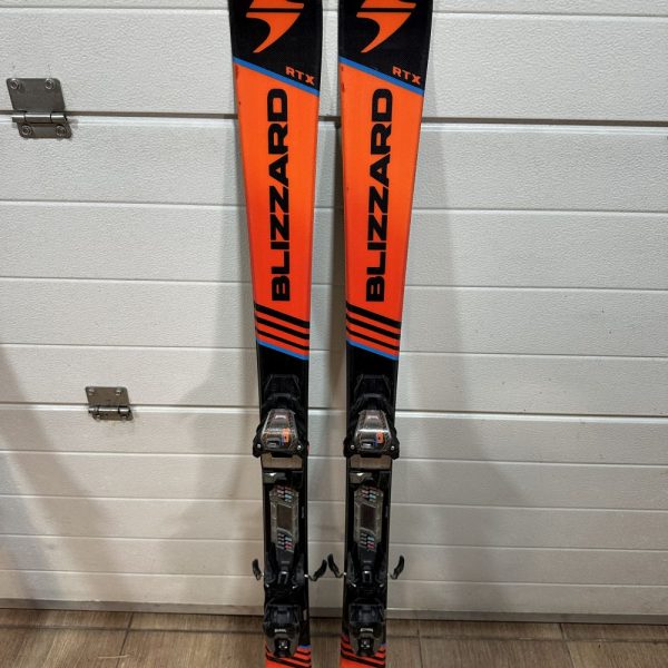 Blizzard RTX Race (139cm) 140cm carving síléc