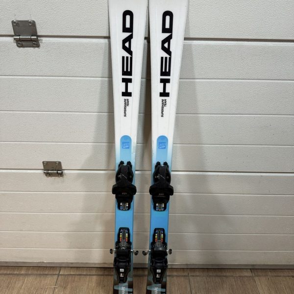Head Super Shape Team Era2.0 140cm ( 137 ) carving síléc