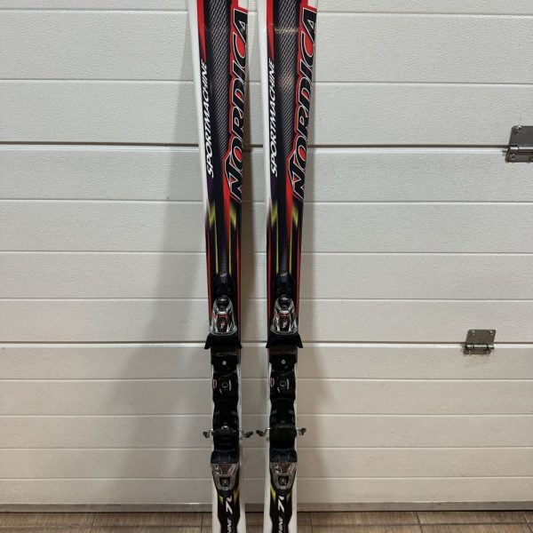 Nordica SportMachine 152cm carving síléc