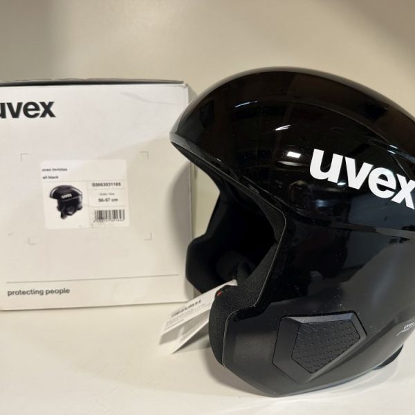 Uvex Invictus All Black sísisak , síbukó 56-57cm ÚJ