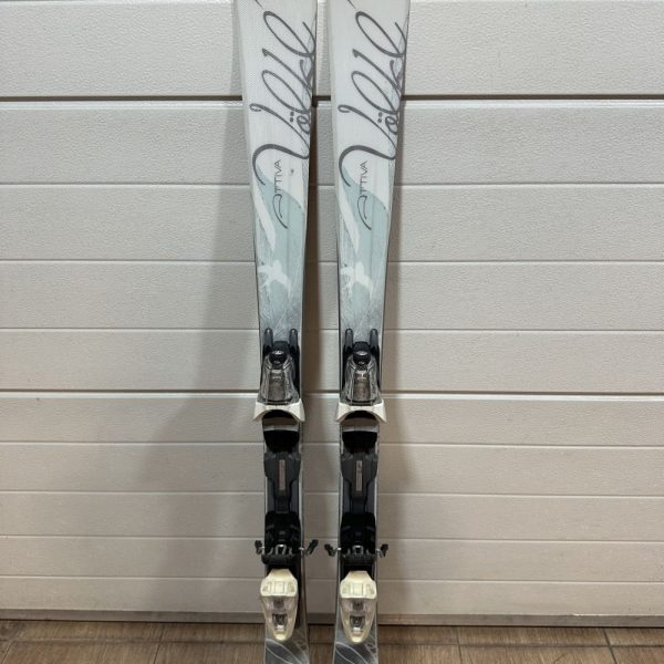Völkl Attiva Composite Core 142cm carving síléc