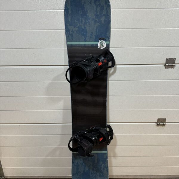 Elan Explore Plus R 170cm snowboard kötéssel