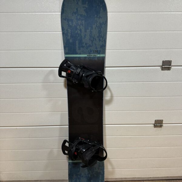 Elan Explore Plus R 170cm snowboard kötéssel